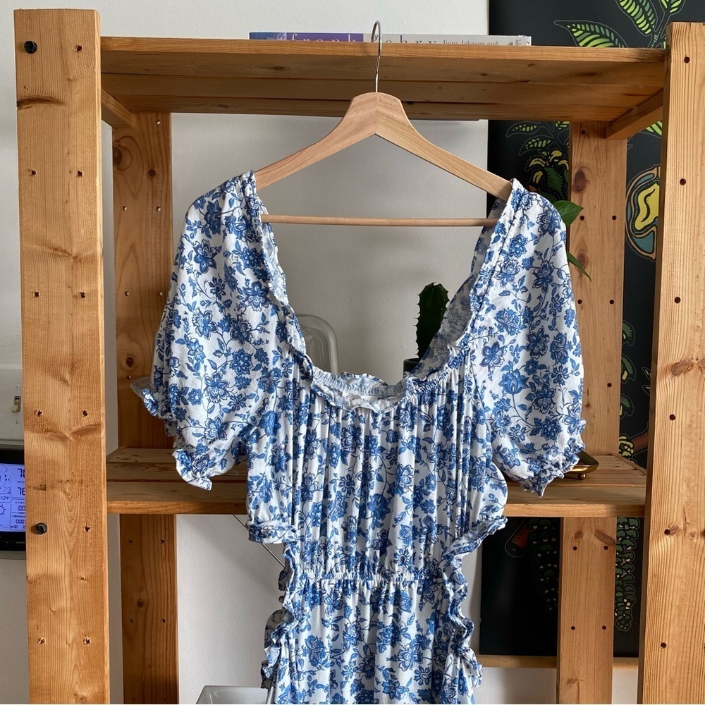 By The River Blue White Porcelain Floral Print Linen Blend Cut Out Midi Dress L - Picture 4 of 16
